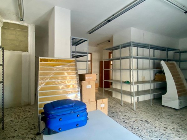 negozio in vendita a Vicenza in zona Centro Storico