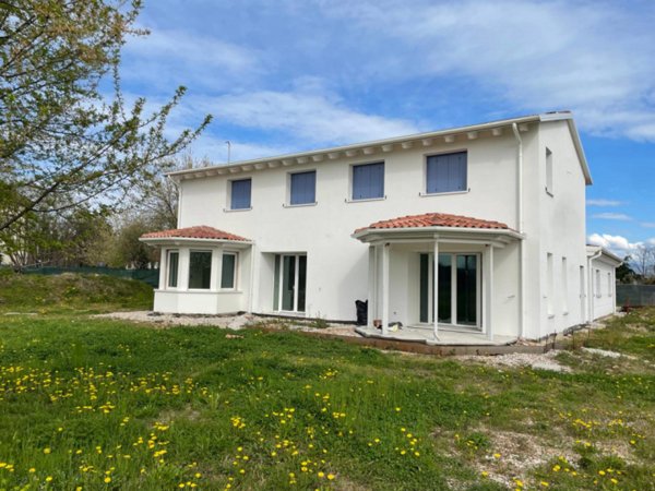 casa indipendente in vendita a Vicenza in zona Bertesina
