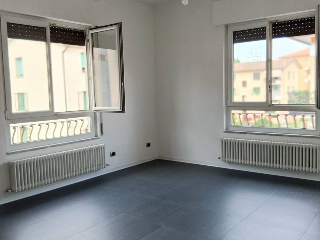 appartamento in vendita a Vicenza in zona Villaggio del Sole