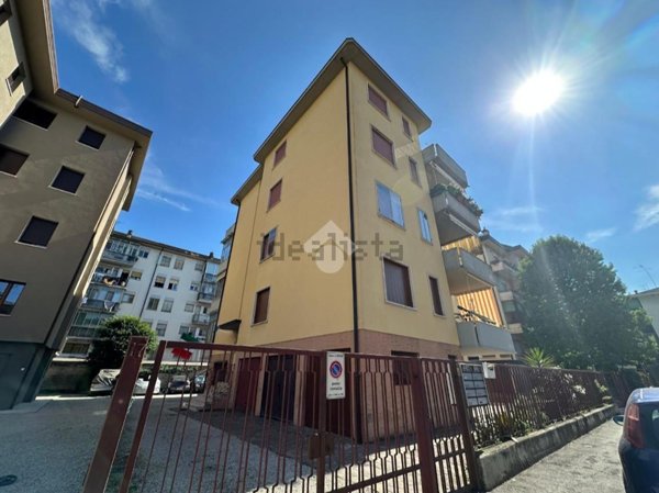 appartamento in vendita a Vicenza in zona Villaggio del Sole