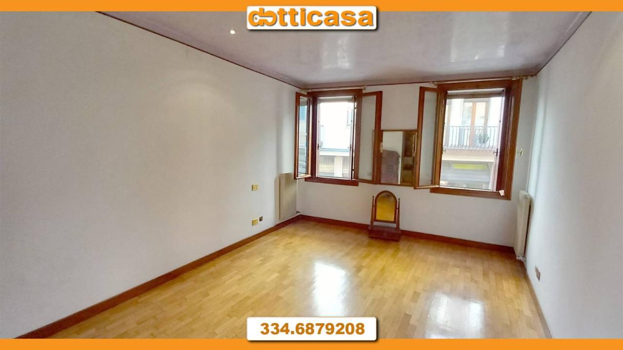 casa indipendente in vendita a Vicenza in zona Centro Storico