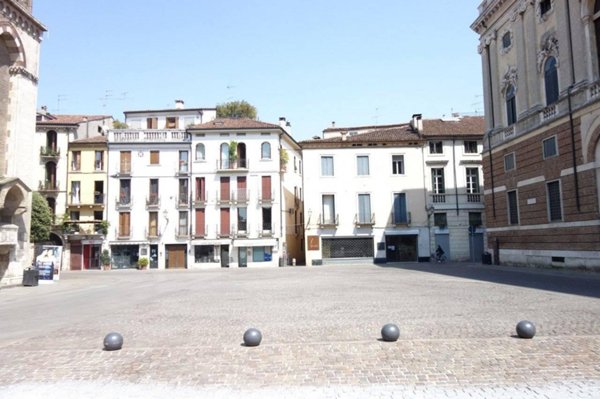 appartamento in vendita a Vicenza in zona Borgo Berga