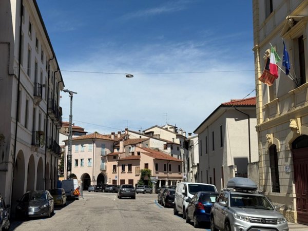 appartamento in vendita a Vicenza in zona Centro Storico