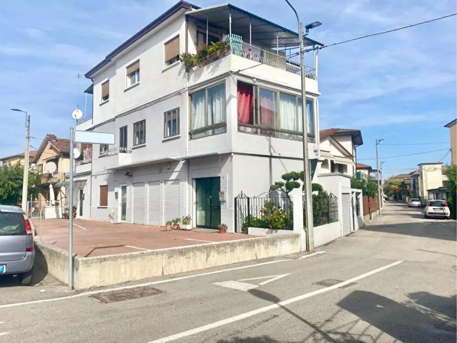 intera palazzina in vendita a Vicenza