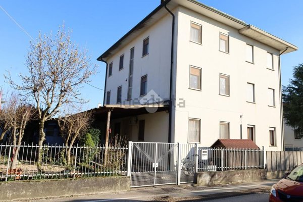 appartamento in vendita a Vicenza in zona Bertesina