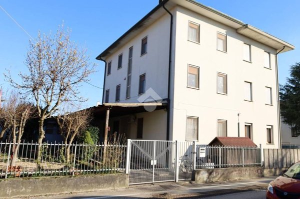 casa indipendente in vendita a Vicenza in zona Bertesina