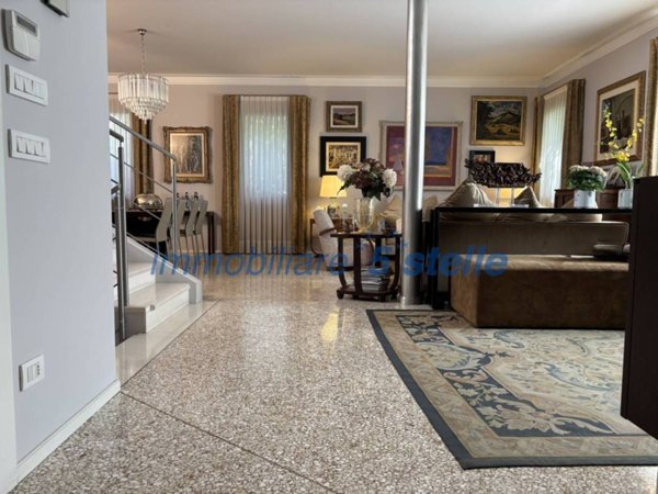 casa indipendente in vendita a Vicenza in zona Centro Storico