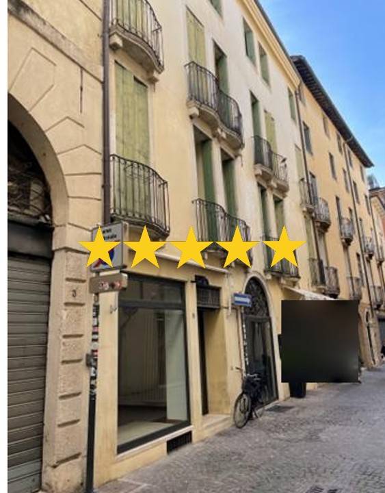 appartamento in vendita a Vicenza in zona Centro Storico