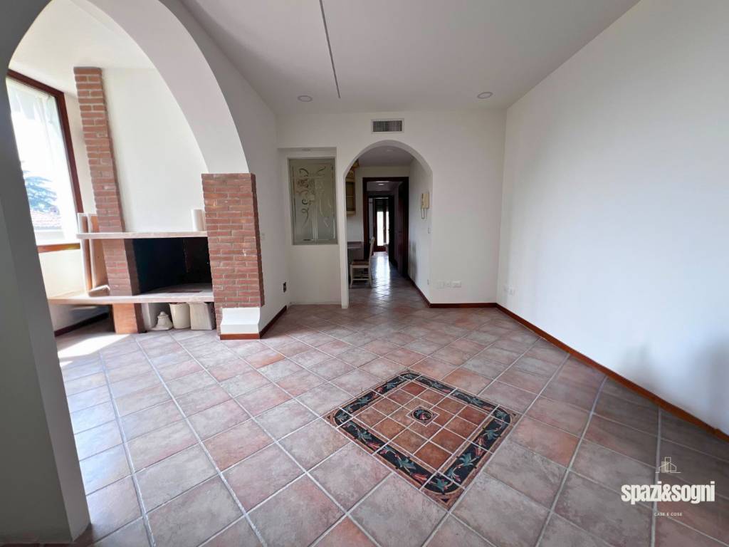 appartamento in vendita a Vicenza in zona Bertesinella