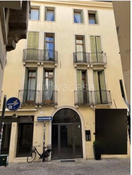appartamento in vendita a Vicenza in zona Centro Storico