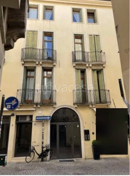 appartamento in vendita a Vicenza in zona Centro Storico