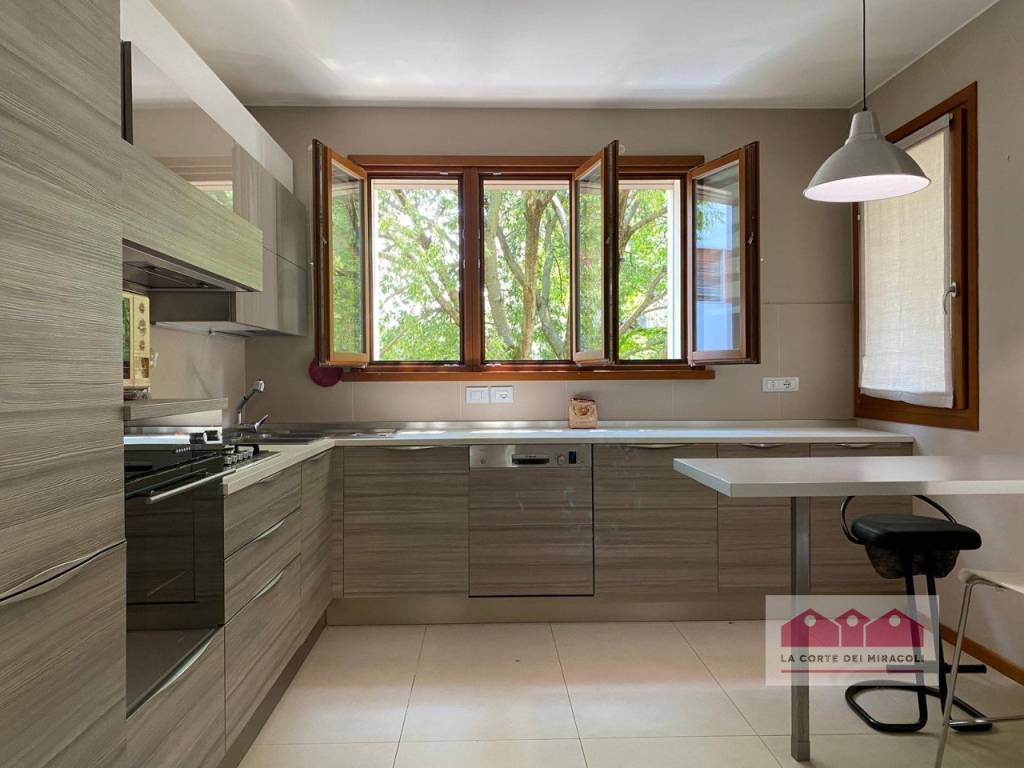 casa indipendente in vendita a Vicenza in zona Sant'Andrea