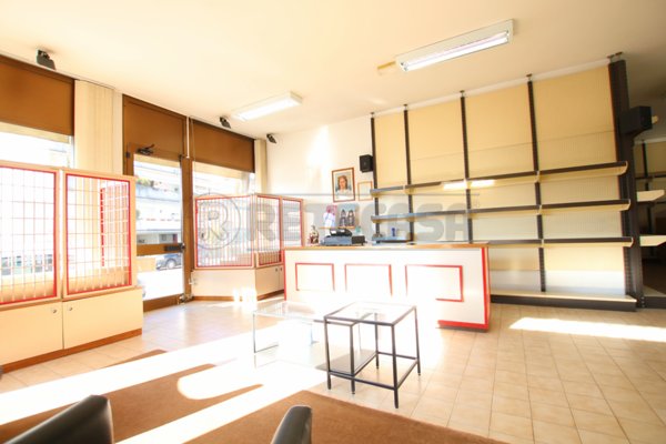 locale commerciale in vendita a Vicenza