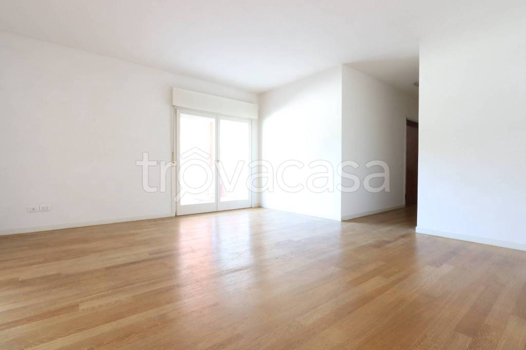 appartamento in vendita a Vicenza in zona Riello