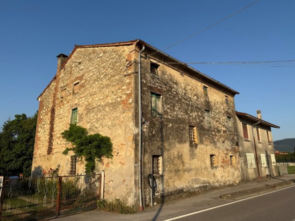 casa indipendente in vendita a Vicenza in zona Borgo Berga