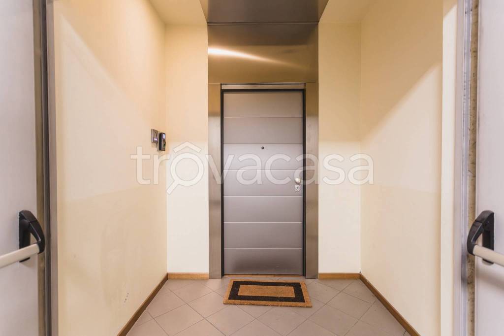 ufficio in vendita a Vicenza in zona San Lazzaro/Pomari