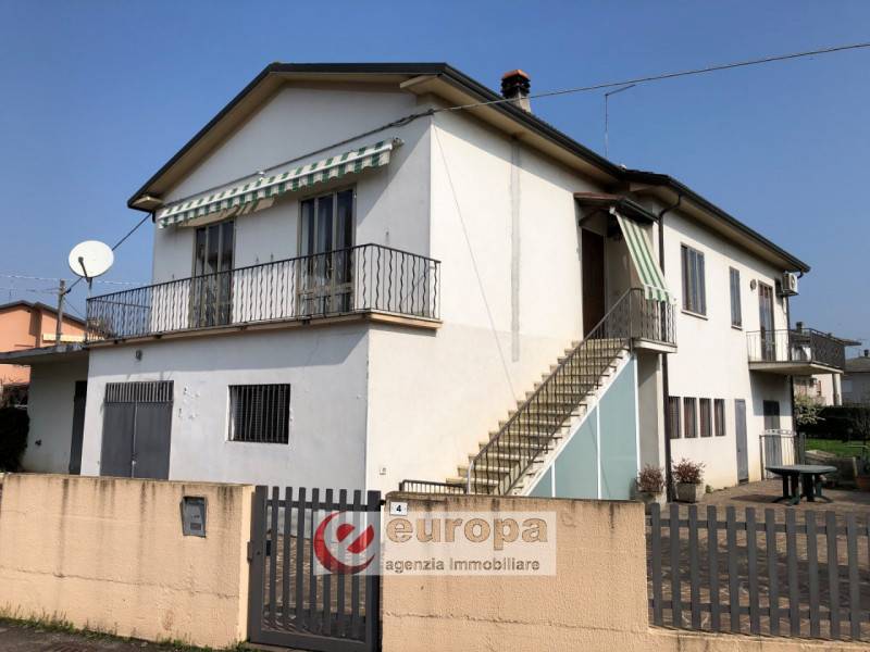 casa indipendente in vendita a Vicenza in zona Ospedaletto