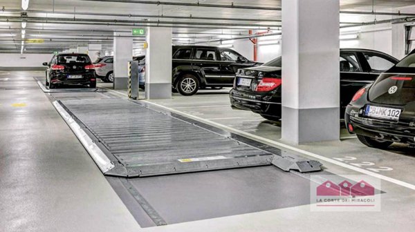 negozio in vendita a Vicenza in zona Borgo Berga