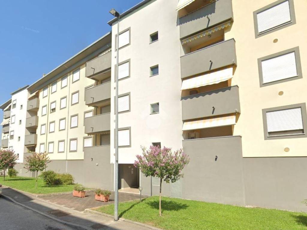 appartamento in vendita a Vicenza in zona San Bortolo/San Paolo