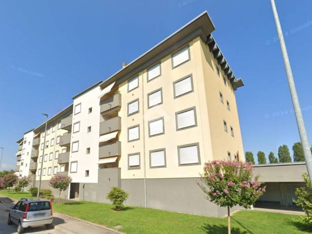 appartamento in vendita a Vicenza in zona San Bortolo/San Paolo