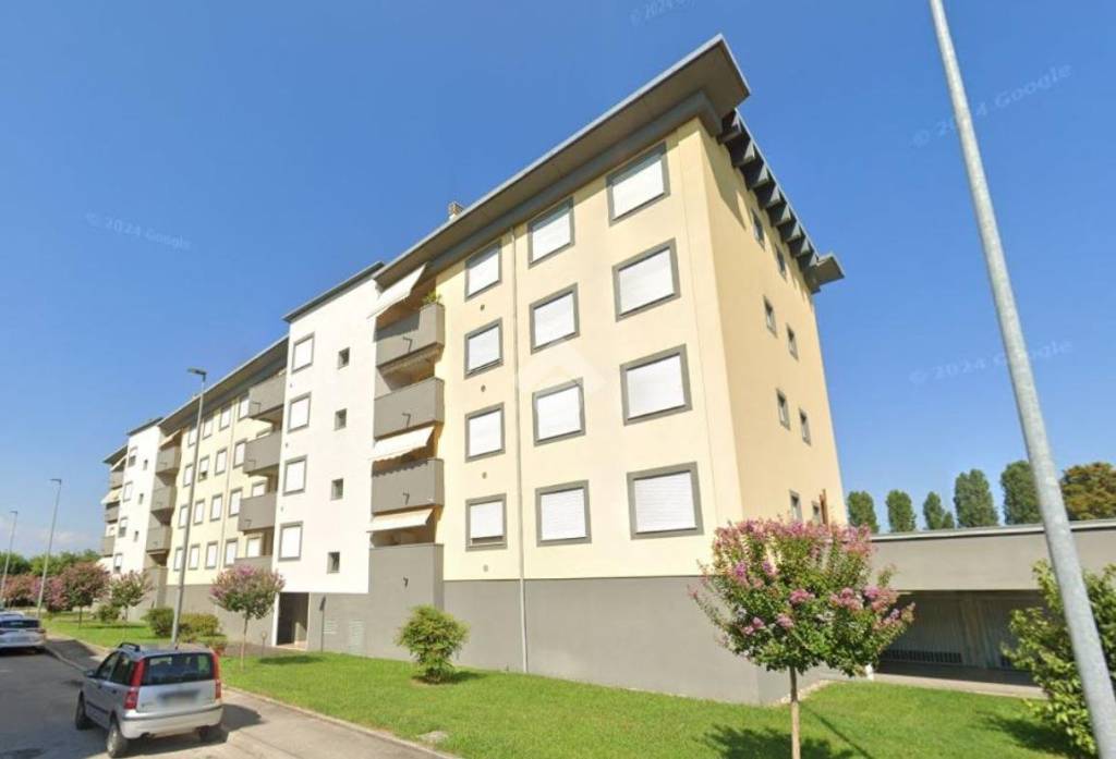 appartamento in vendita a Vicenza in zona Laghetto