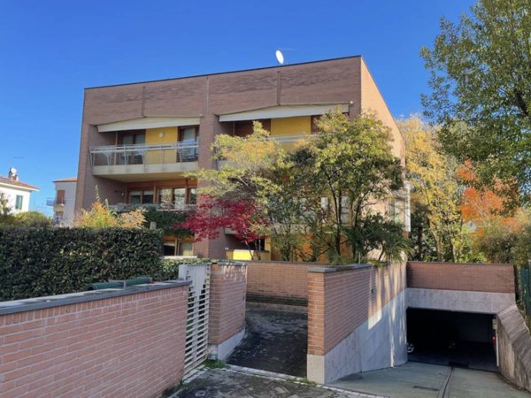 casa indipendente in vendita a Vicenza