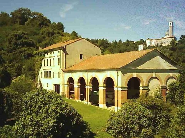 intera palazzina in vendita a Vicenza in zona Borgo Berga