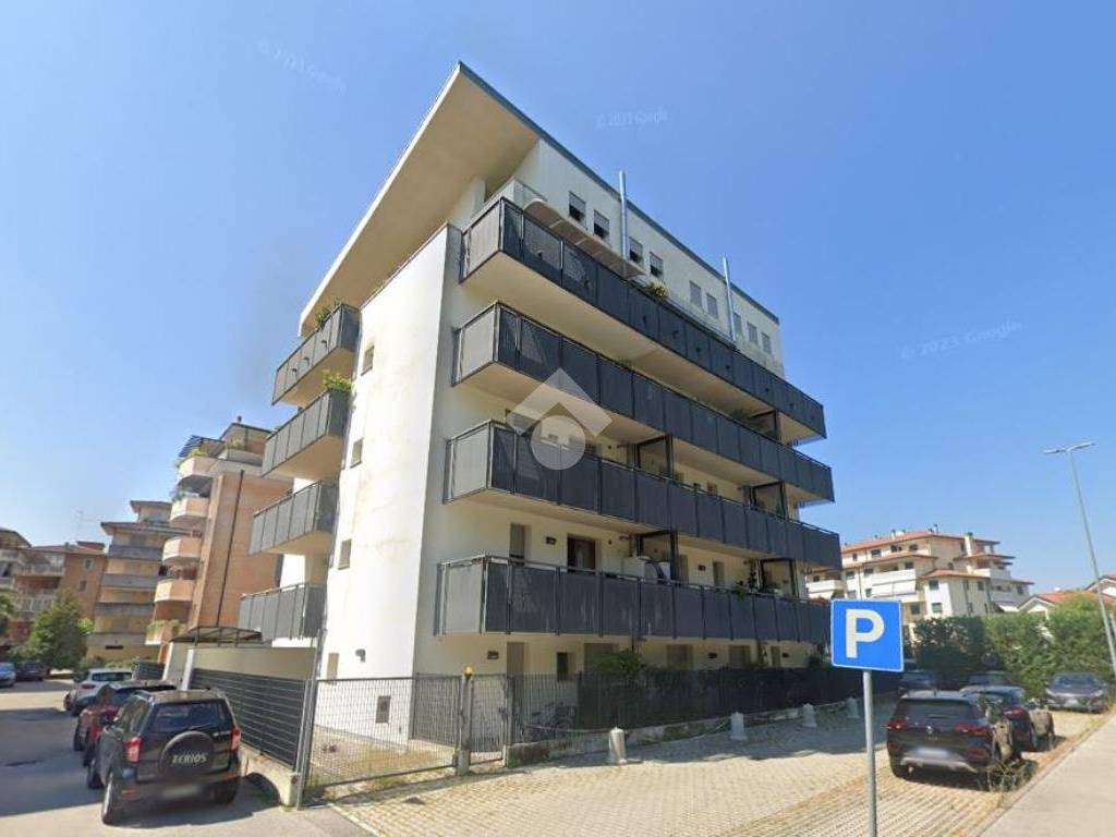 appartamento in vendita a Vicenza in zona San Bortolo/San Paolo