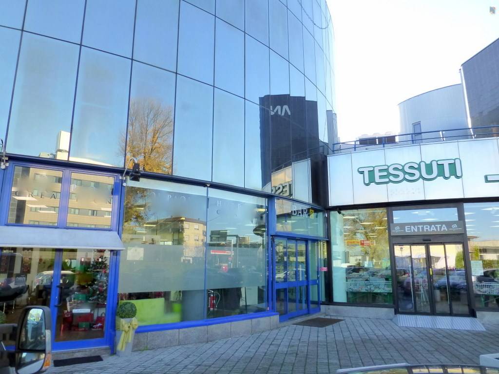 negozio in vendita a Vicenza in zona San Lazzaro/Pomari