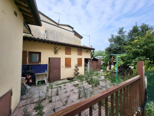 casa indipendente in vendita a Vicenza in zona Pio X