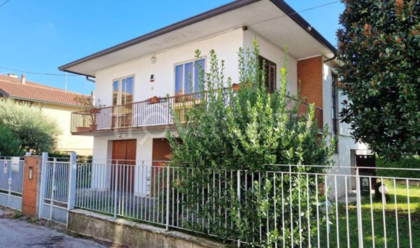 casa indipendente in vendita a Vicenza in zona Pio X