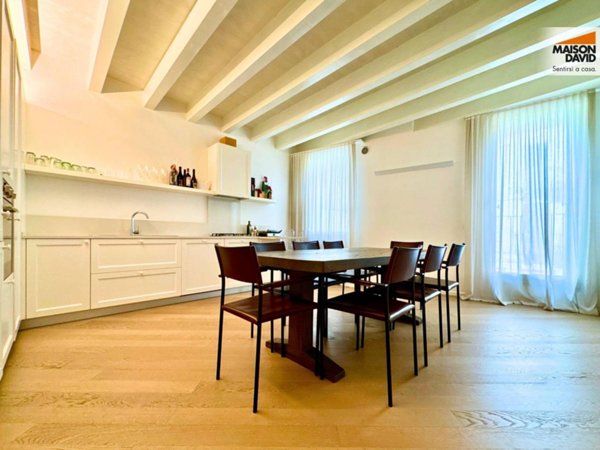 appartamento in vendita a Vicenza in zona Borgo Berga