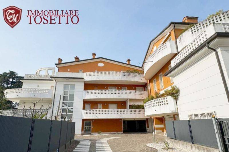 appartamento in vendita a Vicenza in zona Centro Storico