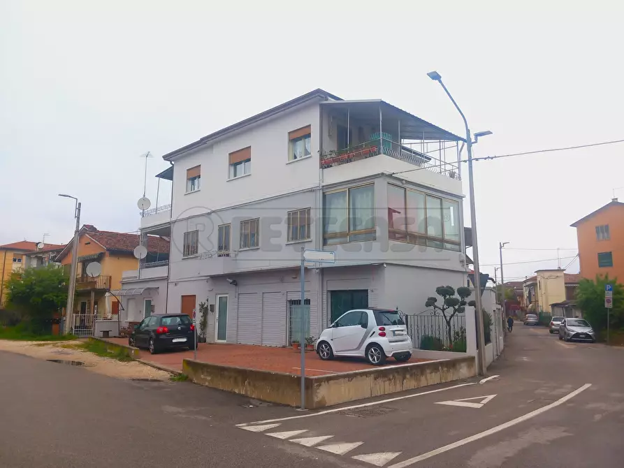 casa indipendente in vendita a Vicenza in zona Borgo Casale