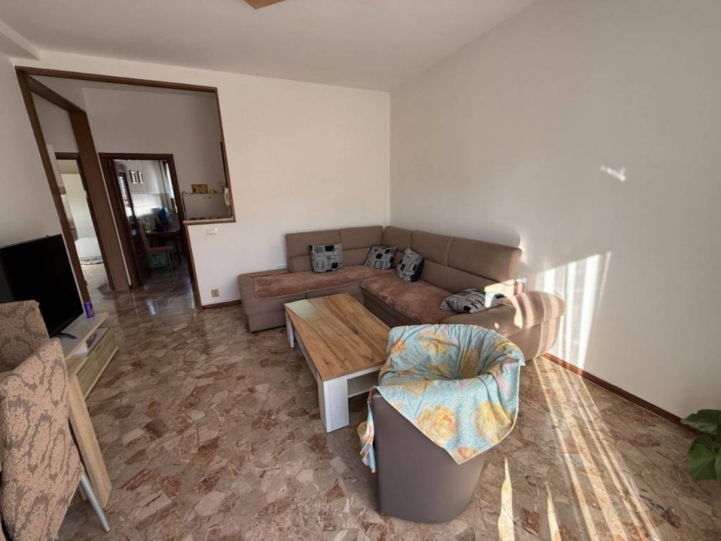 appartamento in vendita a Vicenza in zona Saviabona