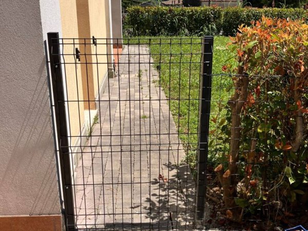 intera palazzina in vendita a Vicenza in zona Bertesinella