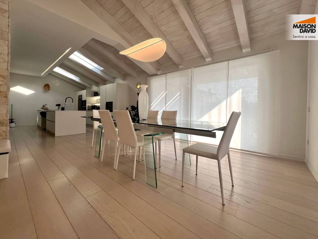 casa indipendente in vendita a Vicenza in zona Borgo Berga