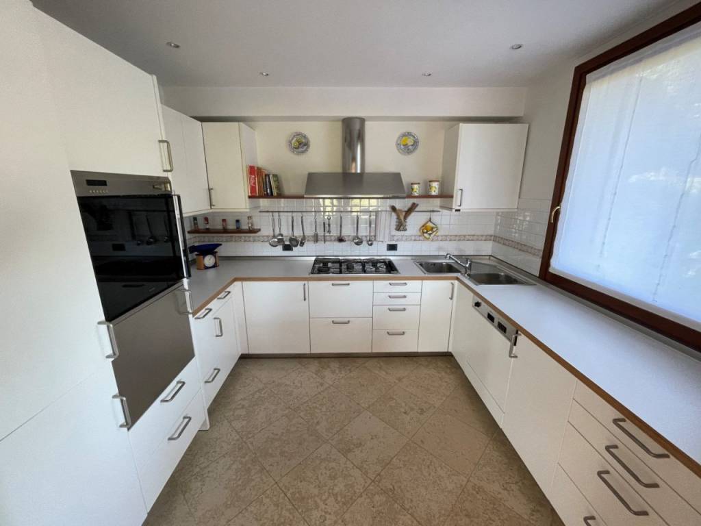 casa indipendente in vendita a Vicenza in zona Centro Storico