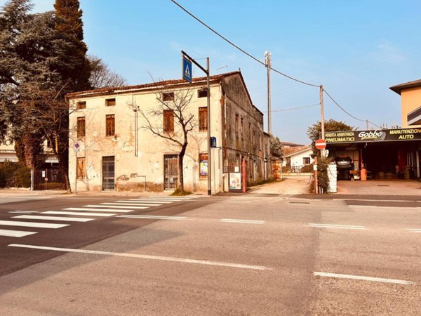 casa indipendente in vendita a Vicenza in zona San Felice