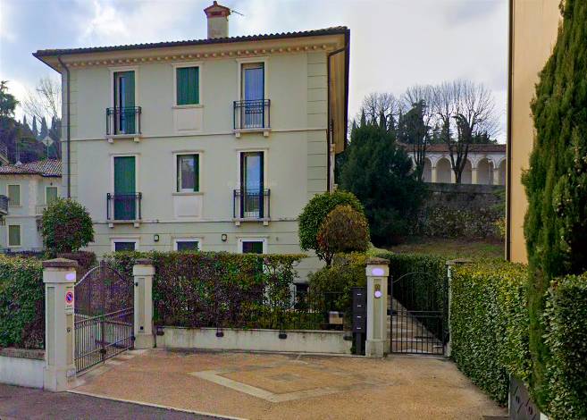 appartamento in vendita a Vicenza in zona Monte Berico