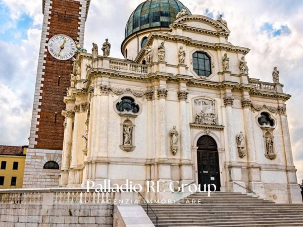 casa indipendente in vendita a Vicenza in zona Monte Berico