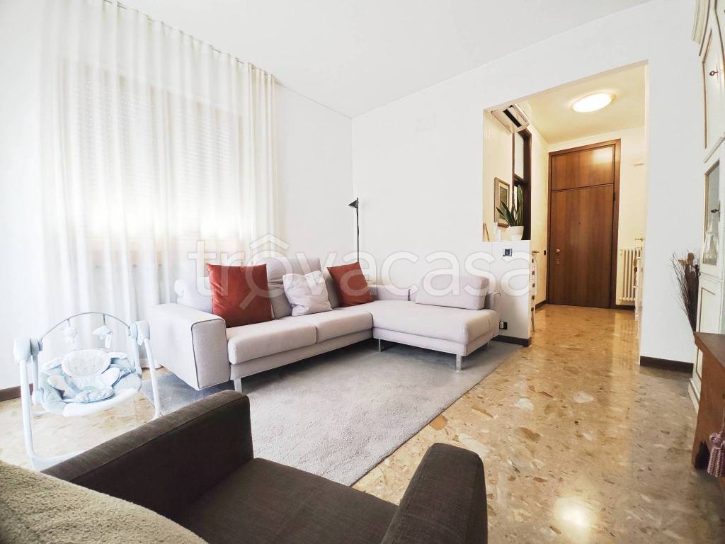 appartamento in vendita a Vicenza in zona San Bortolo/San Paolo