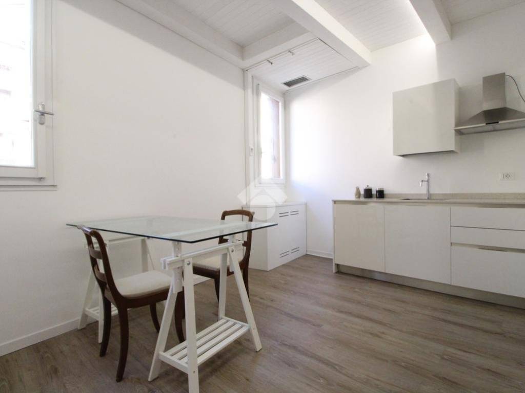 appartamento in vendita a Vicenza in zona Centro Storico