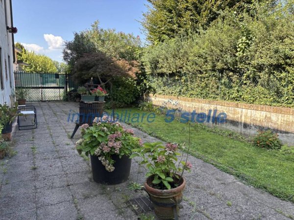 casa indipendente in vendita a Vicenza in zona Bertesina