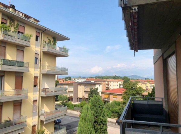 appartamento in vendita a Vicenza in zona Cattane