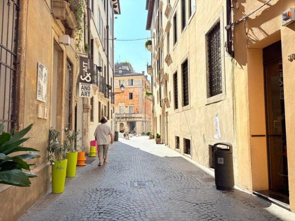 appartamento in vendita a Vicenza in zona Borgo Berga