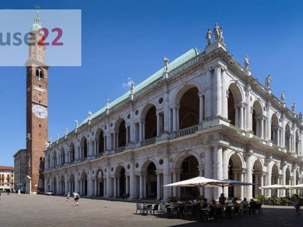 negozio in vendita a Vicenza in zona Centro Storico