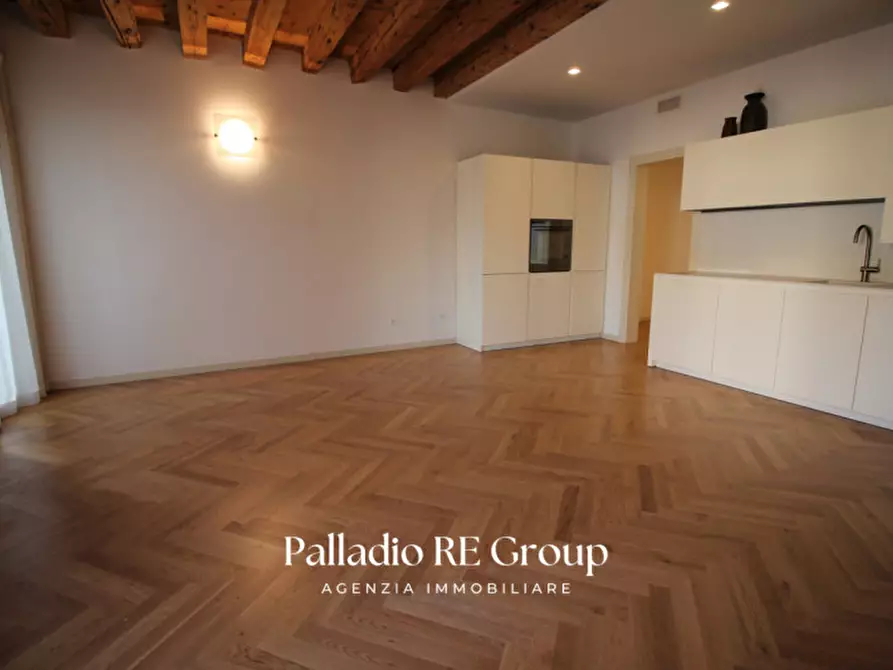 appartamento in vendita a Vicenza in zona Centro Storico