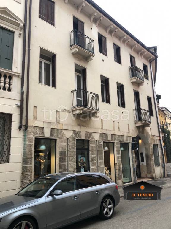 appartamento in vendita a Vicenza in zona Centro Storico