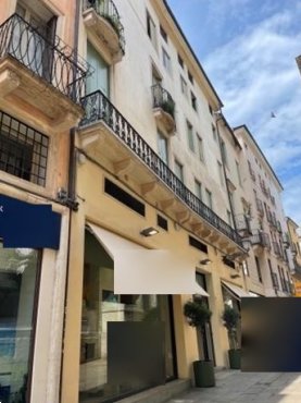 appartamento in vendita a Vicenza in zona Centro Storico